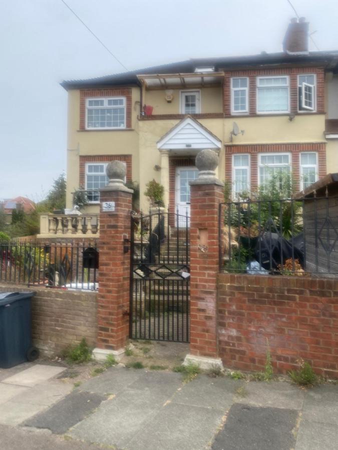 Big Home In London, Forest Hill 외부 사진